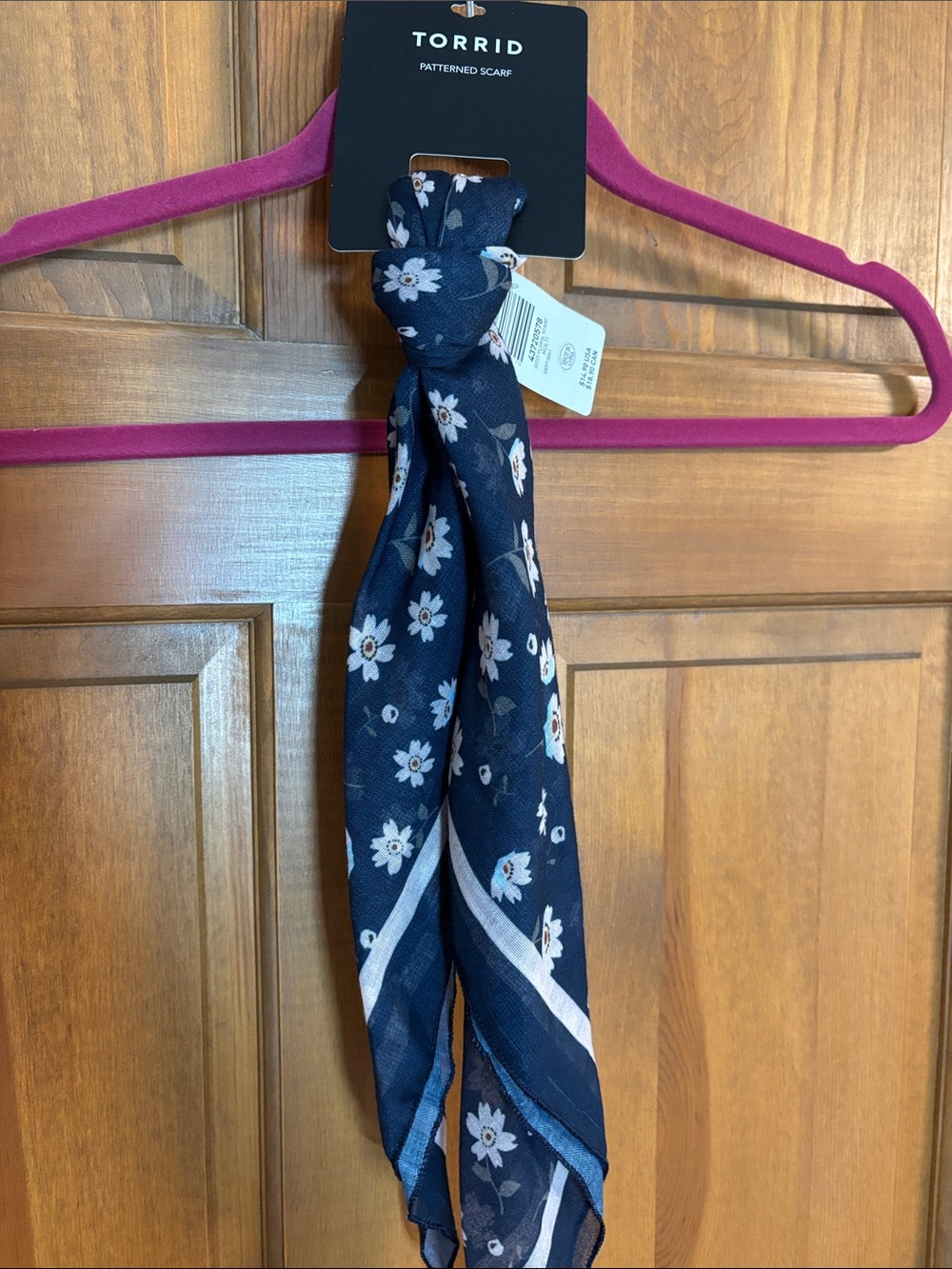 Torrid patterned scarf in navy floral taupe light green design. NWT